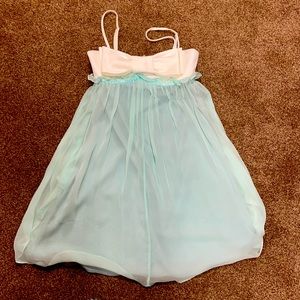 Betsey Johnson size 6 mint and cream dress